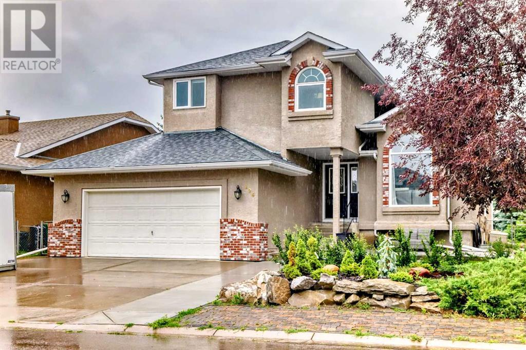 296 Lakeside Greens Crescent