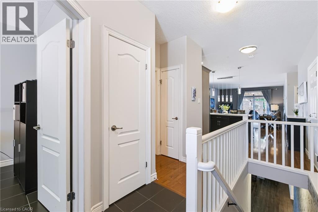 244 DUNDAS Street W Unit# 22