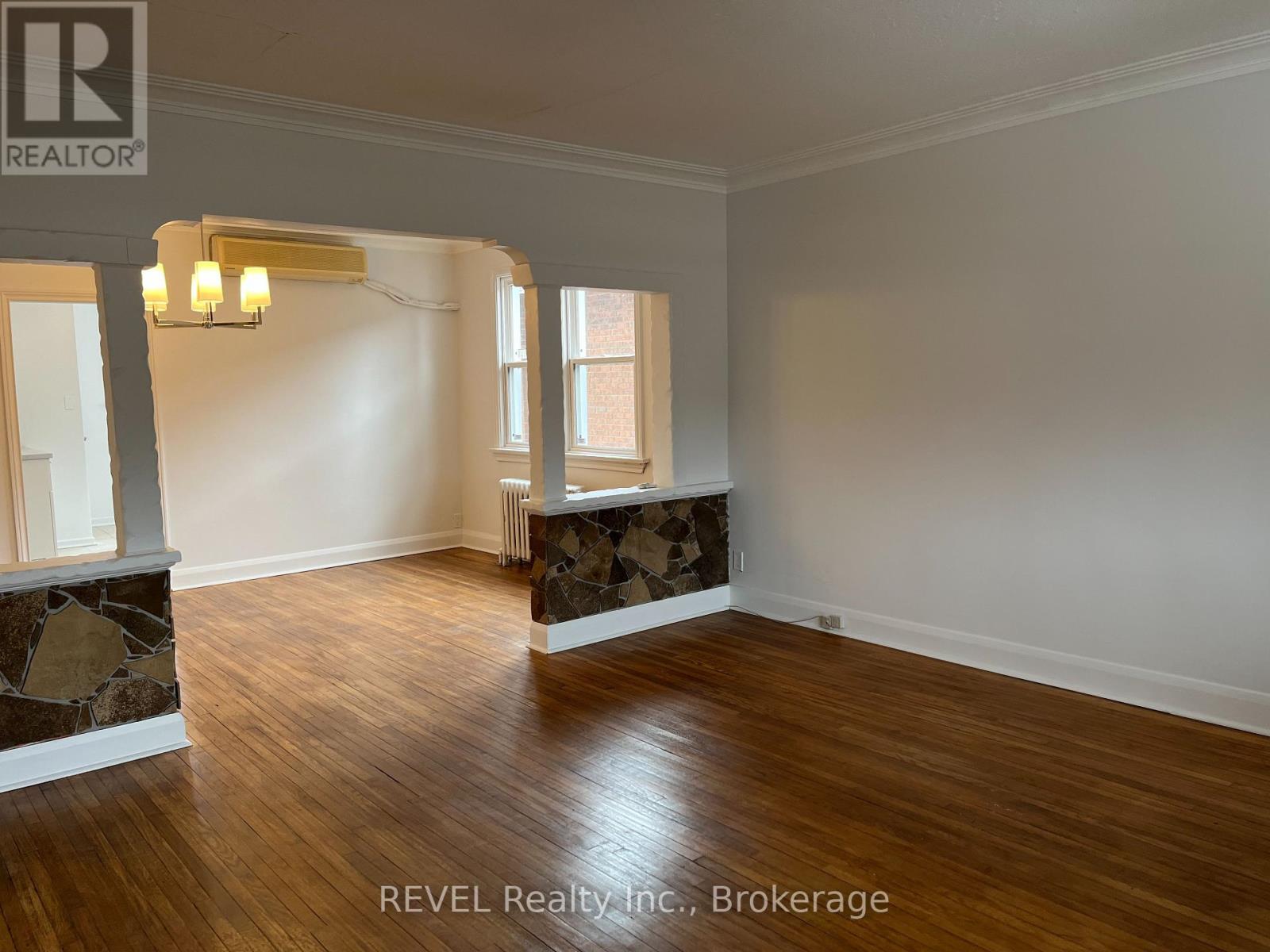 232 VINE STREET