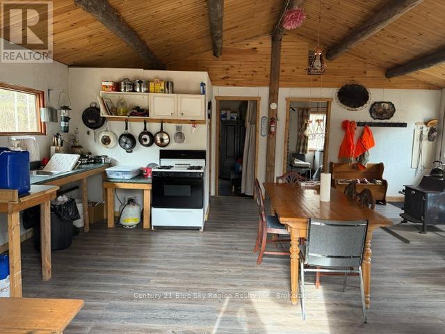 LT 7 CON 21 JANVEAU ROAD