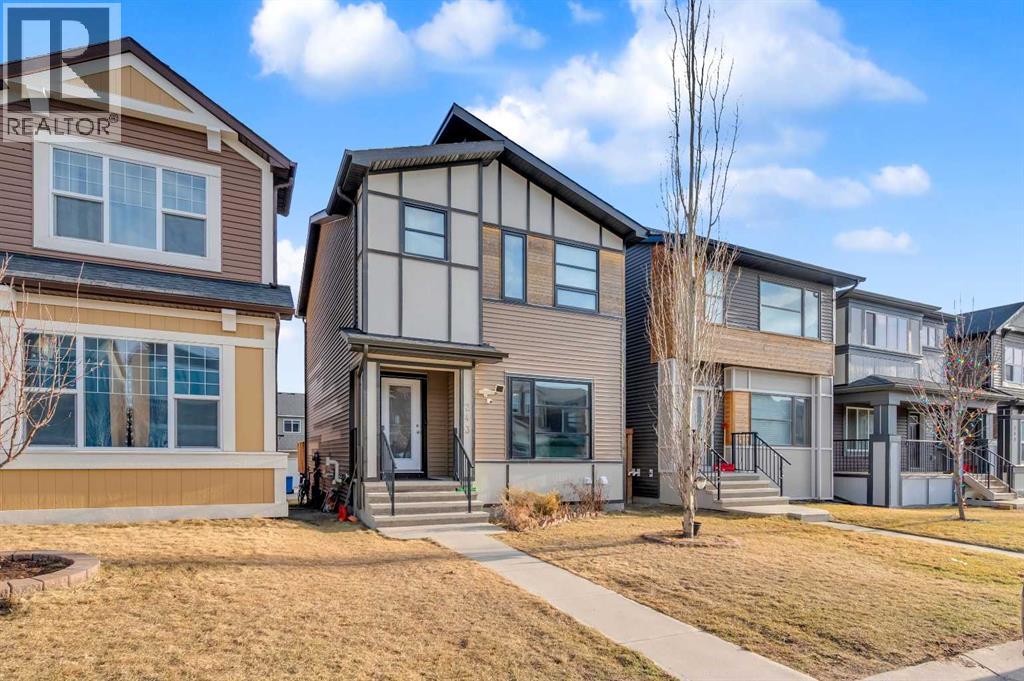 243 Evansborough Way NW