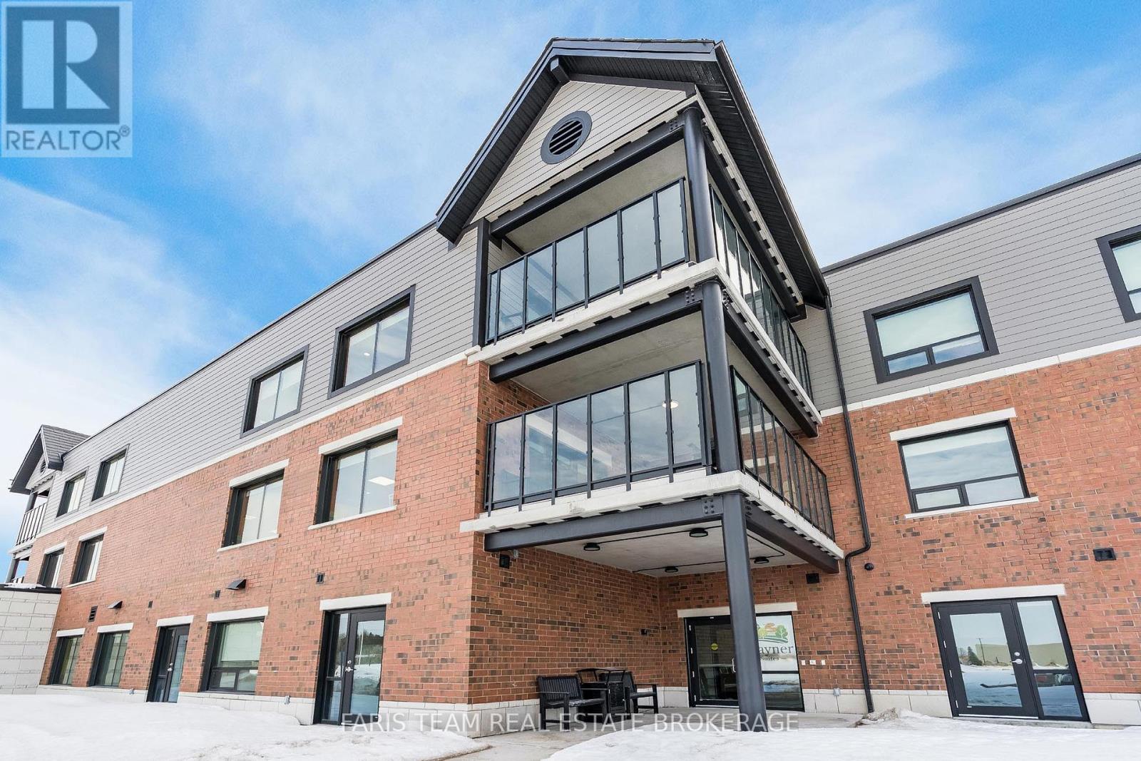 A3 - 301 JUNCTION ROAD