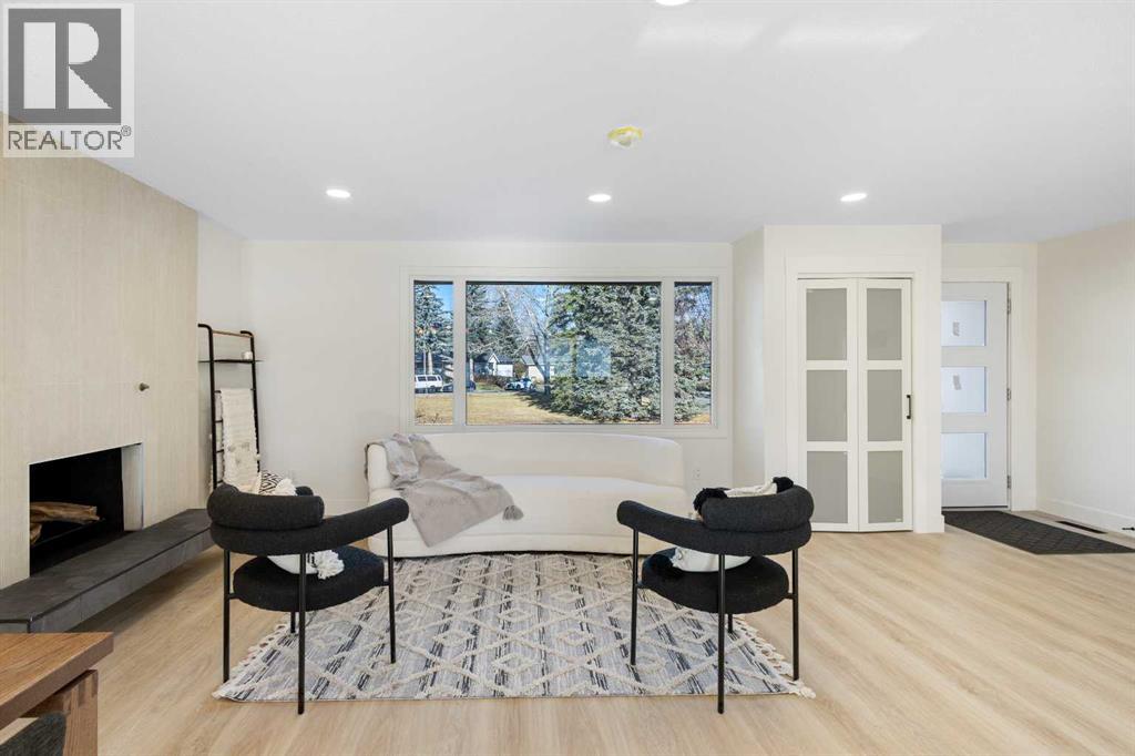 4812 Verona Drive NW