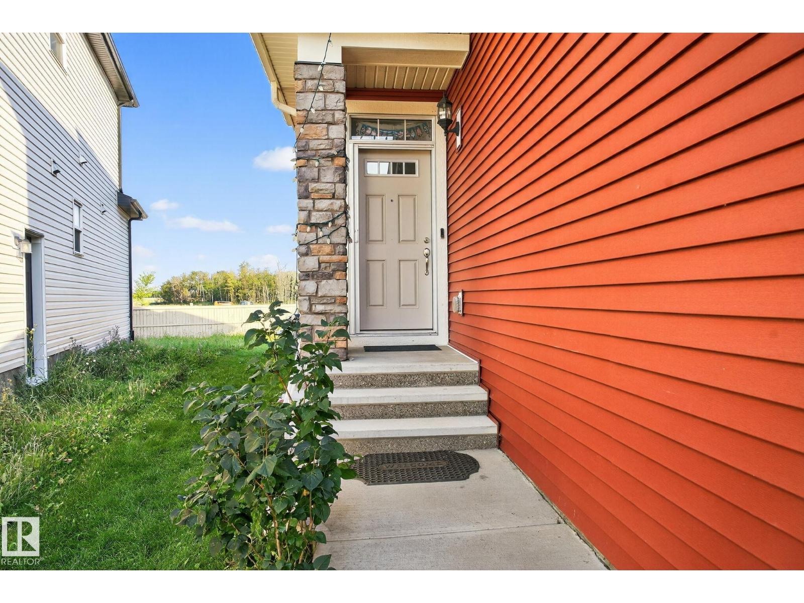 2171 51 ST SW