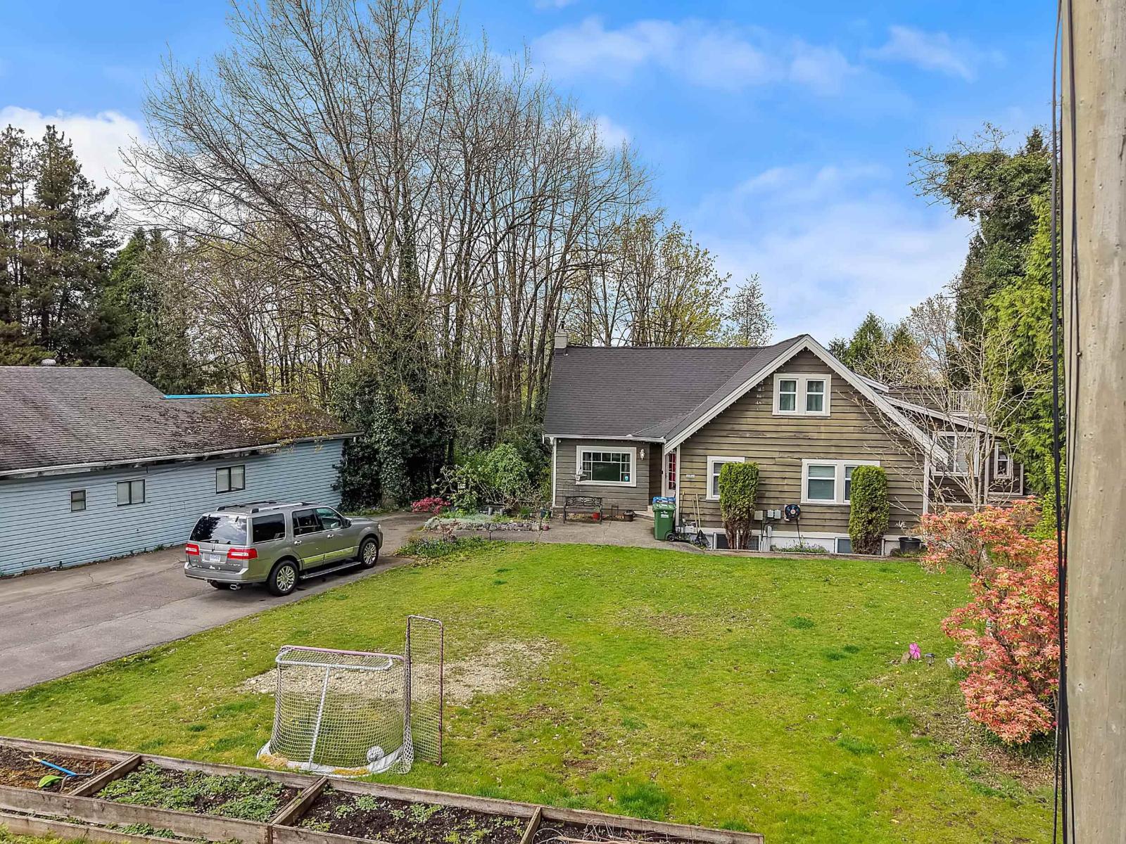 33983-33991 MCCRIMMON DRIVE