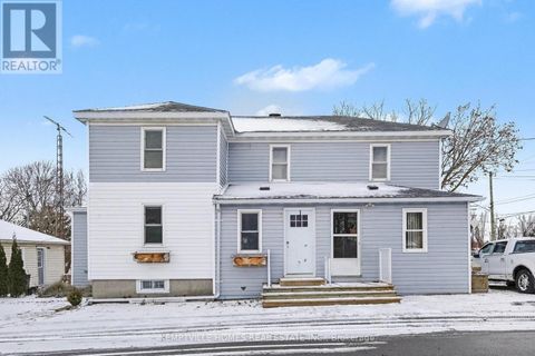 2-803 ST LAWRENCE STREET Prescott ON K0E1T0
