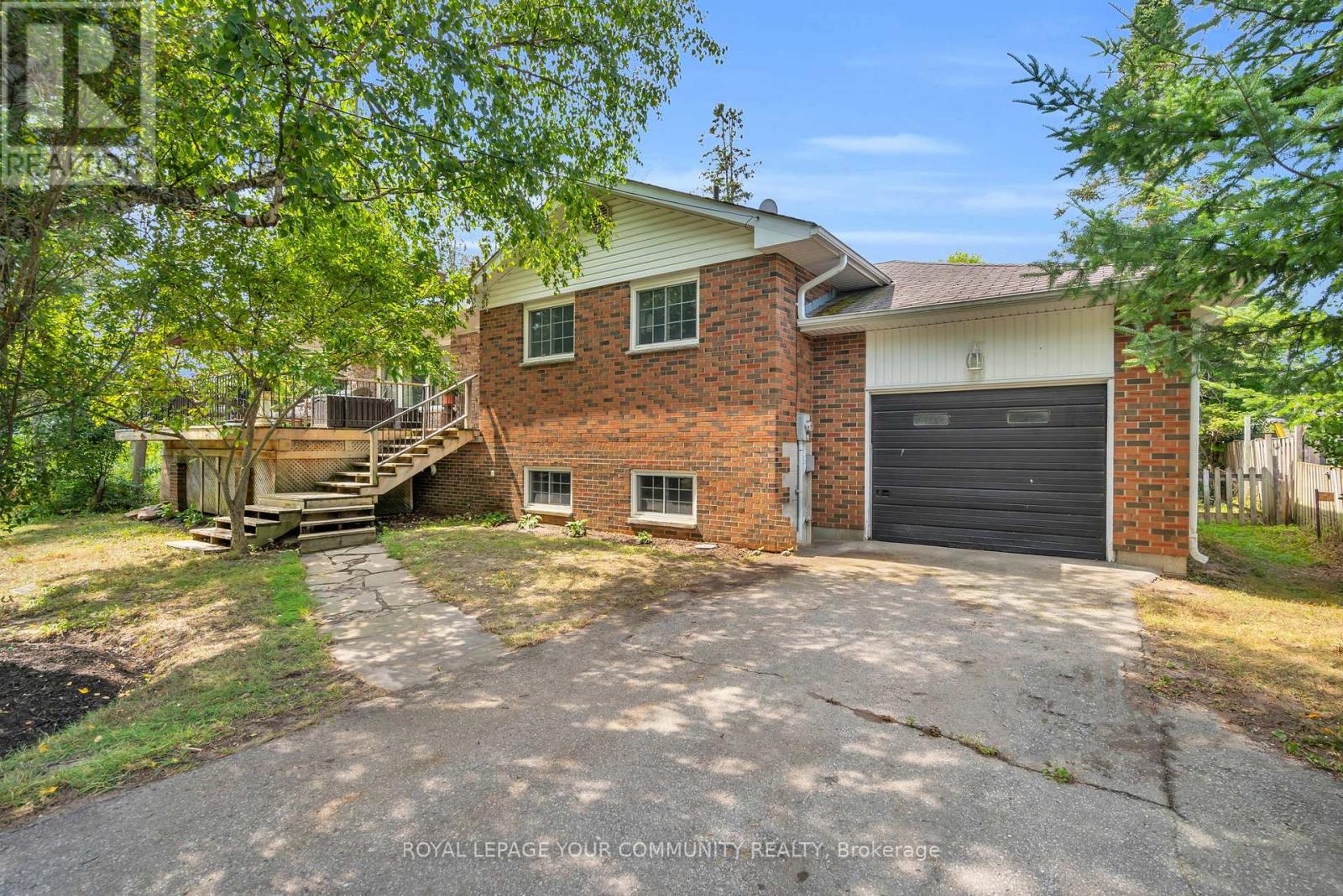 38 BEAVERDALE CRESCENT