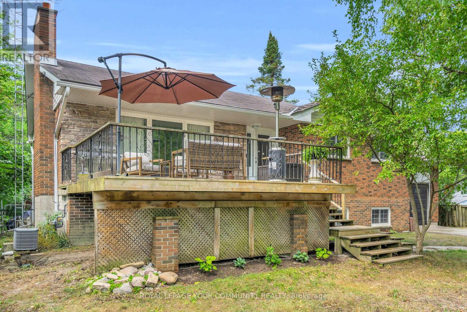 38 BEAVERDALE CRESCENT