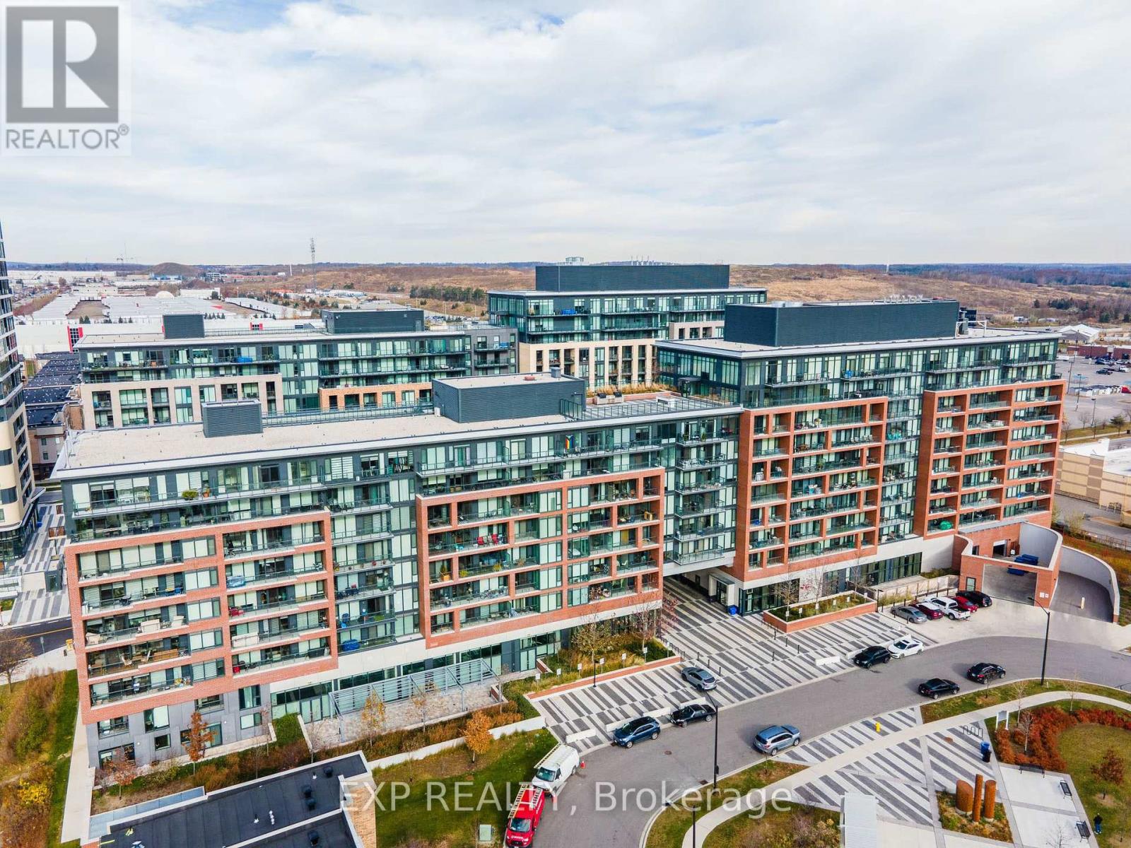 727 - 99 EAGLE ROCK WAY