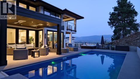 740 Pinehaven Court Kelowna BC V1V2Y3