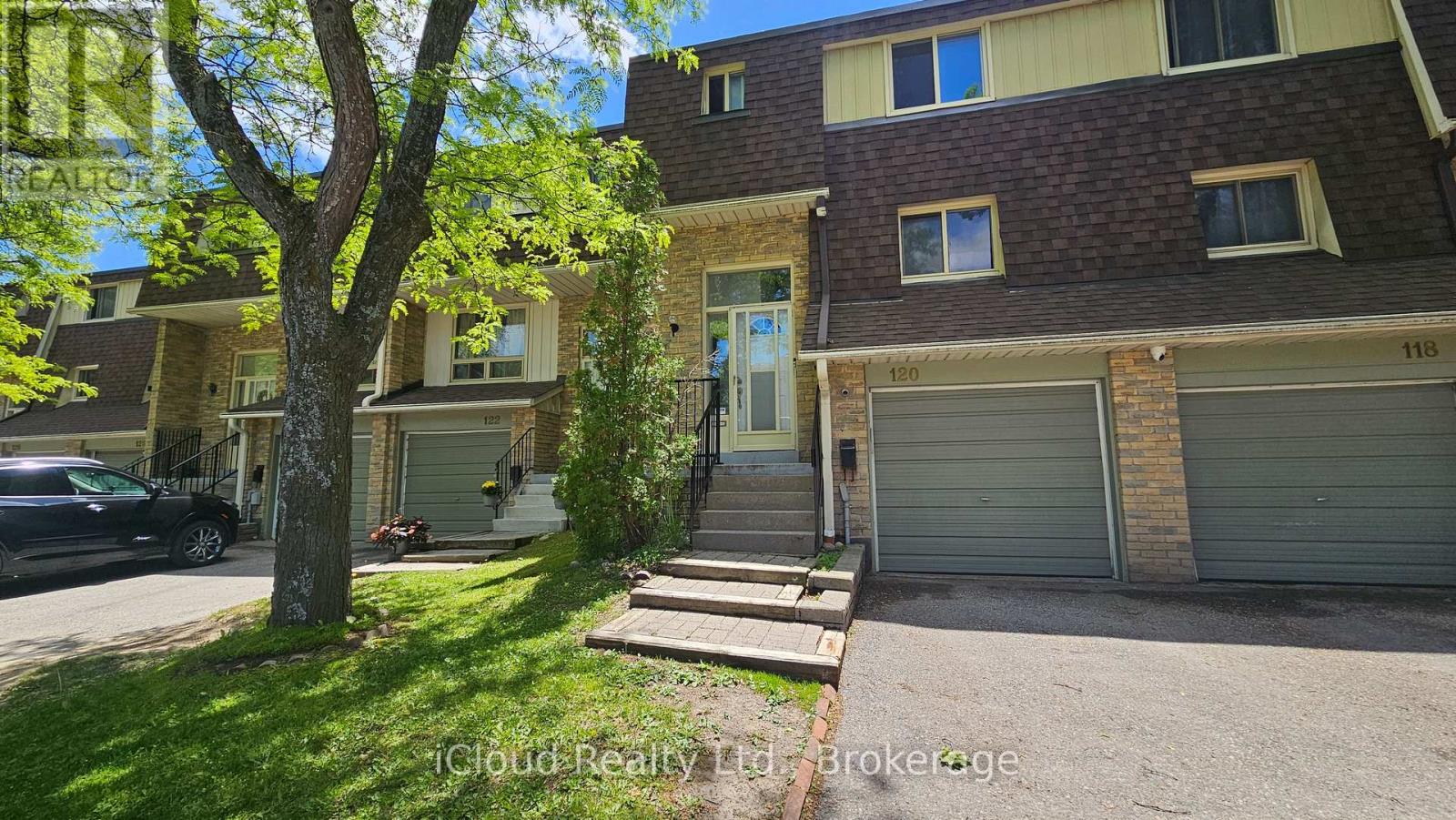 Photo 1 of 18 — 120 - 371 ORTON PARK ROAD Unit 120, Toronto (Morningside), ON M1G3V1