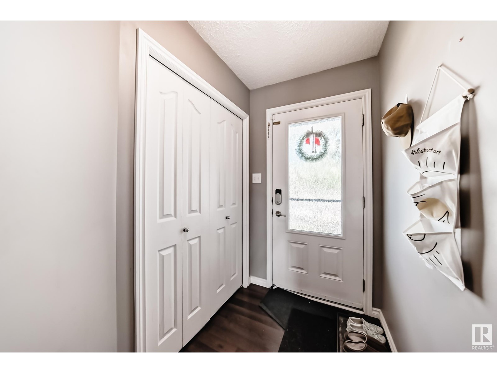 2909 18A AV NW
