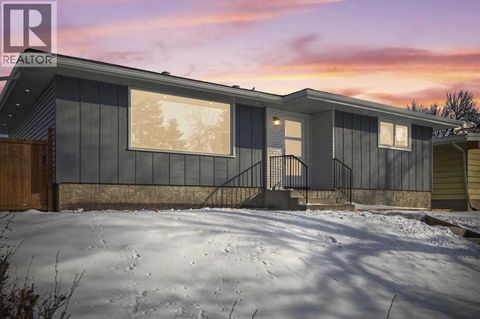 1412 19 Street NE Calgary AB T2E4Y2