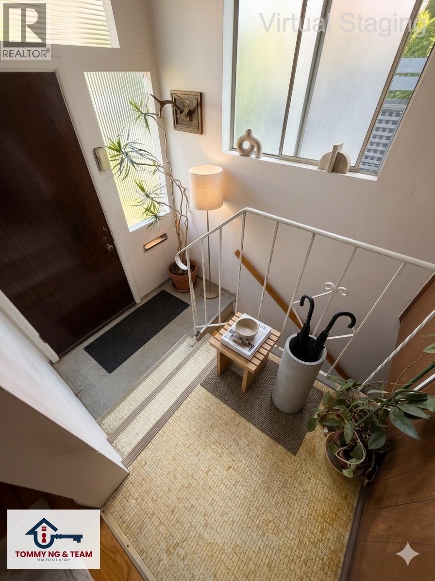 64 W 14TH AVENUE