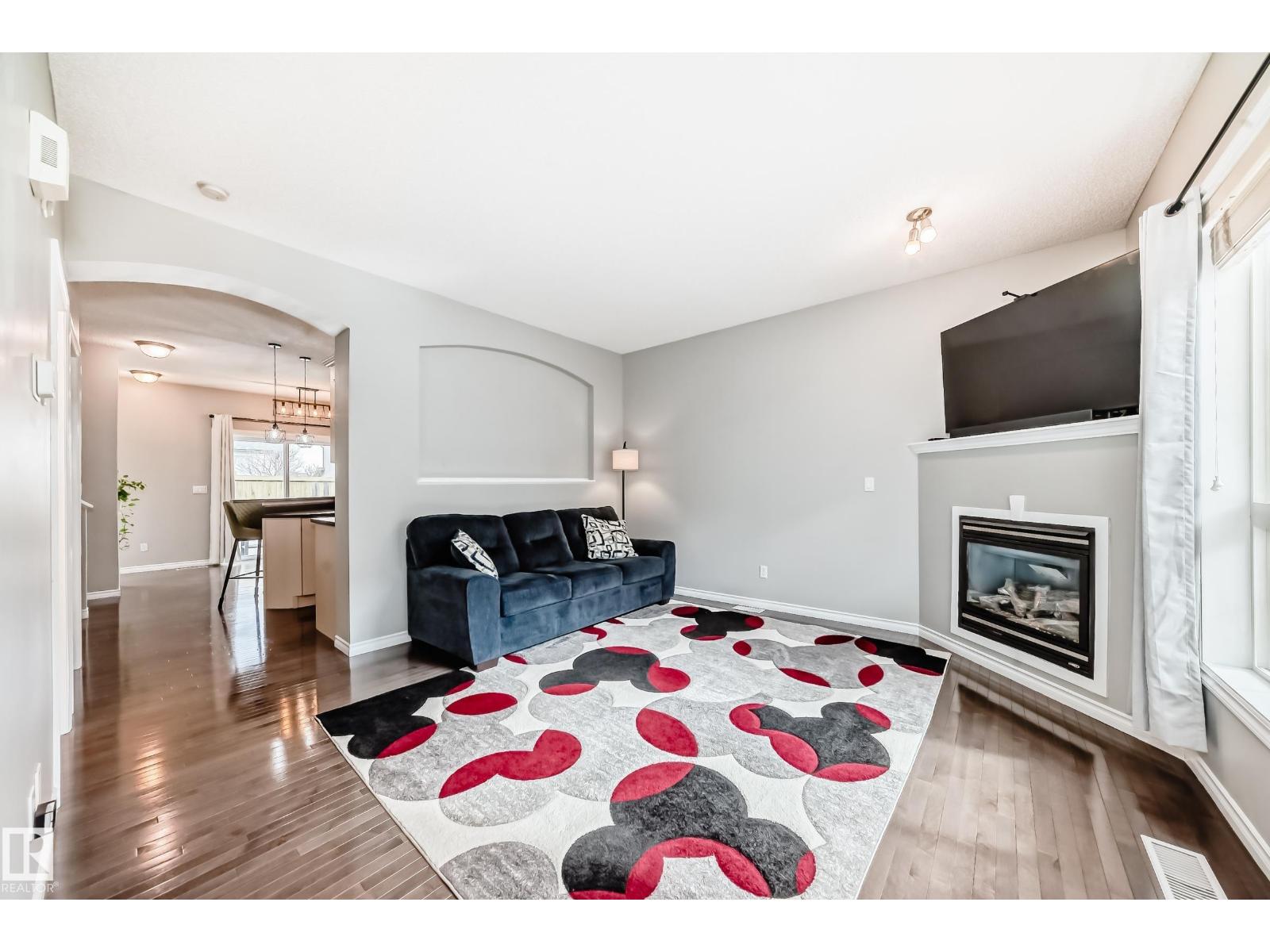 #105 13825 155 AV NW