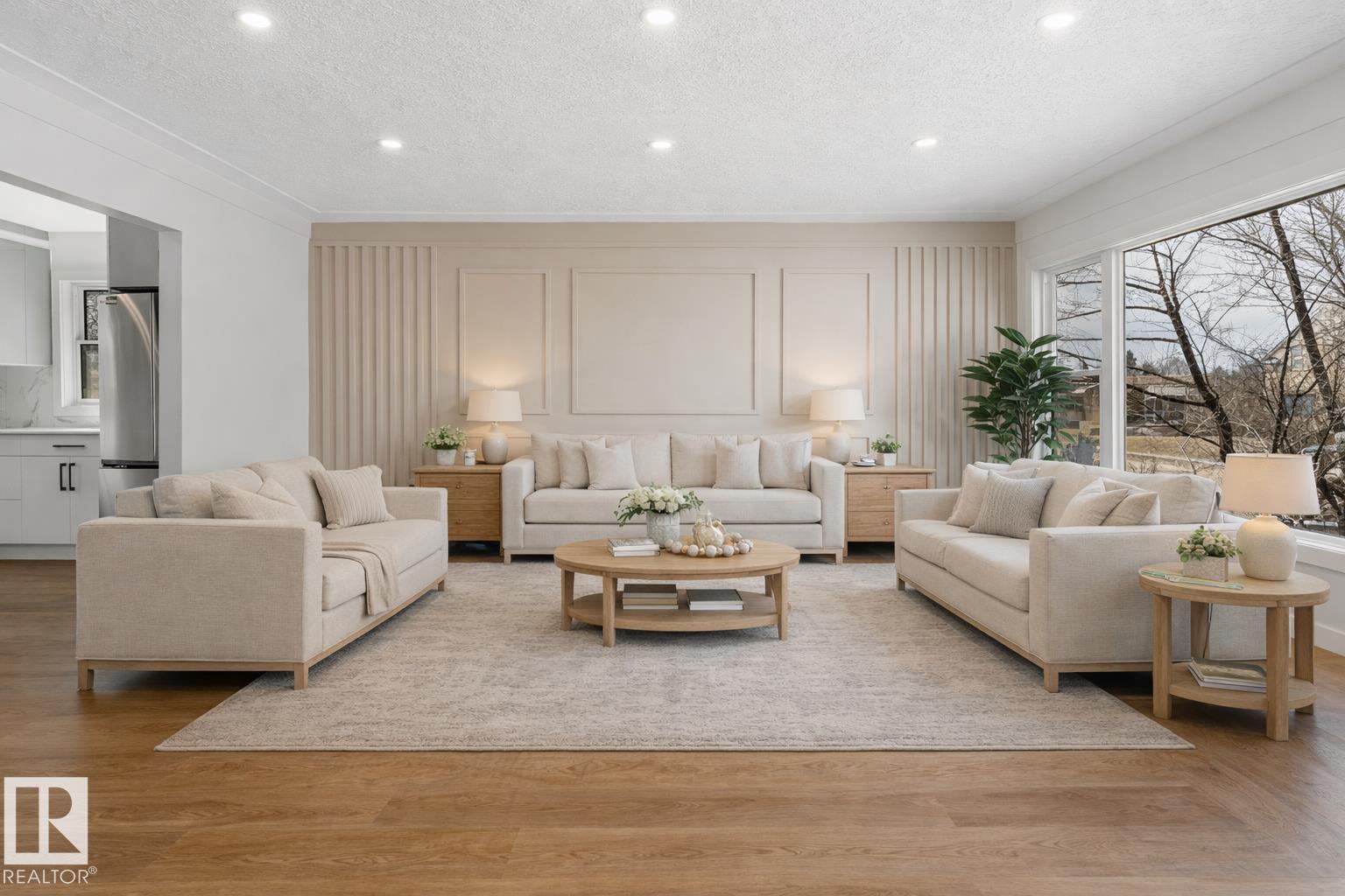 12033 54 ST NW