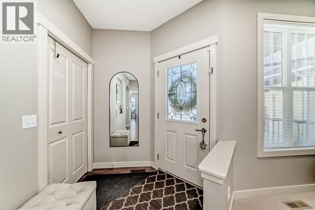 293 Everridge Drive SW