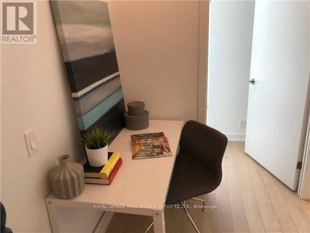 2710 - 10 PARK LAWN ROAD