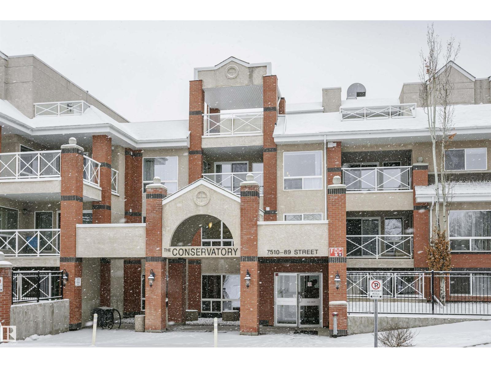 #14 7510 89 ST NW