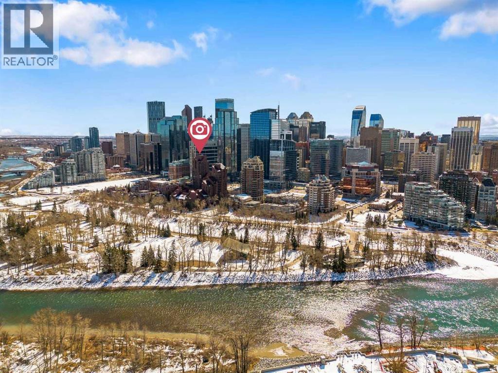 602A, 500 Eau Claire Avenue SW