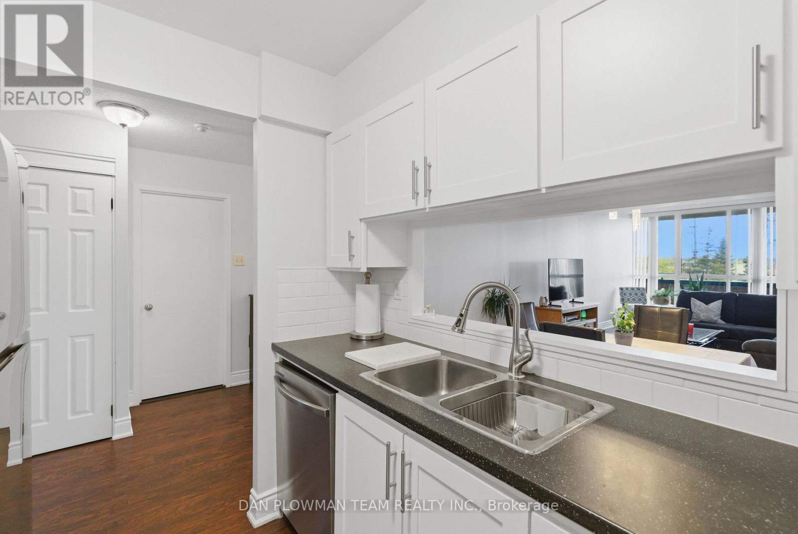 314 - 1665 PICKERING PARKWAY