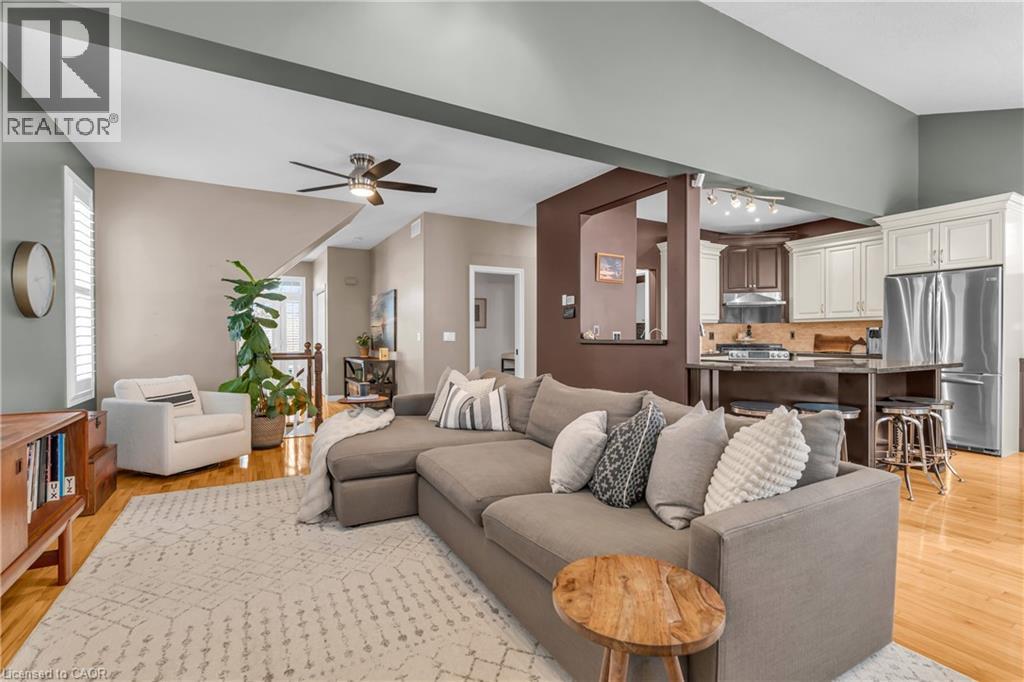 610 ROCK POINT Crescent