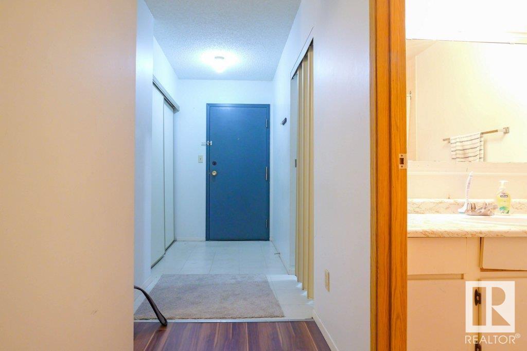 #401 1624 48 ST NW