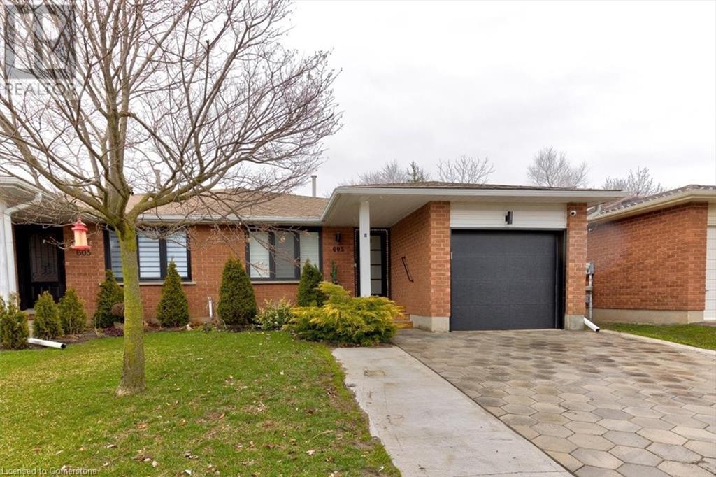 605 PINEROW Crescent Unit# B