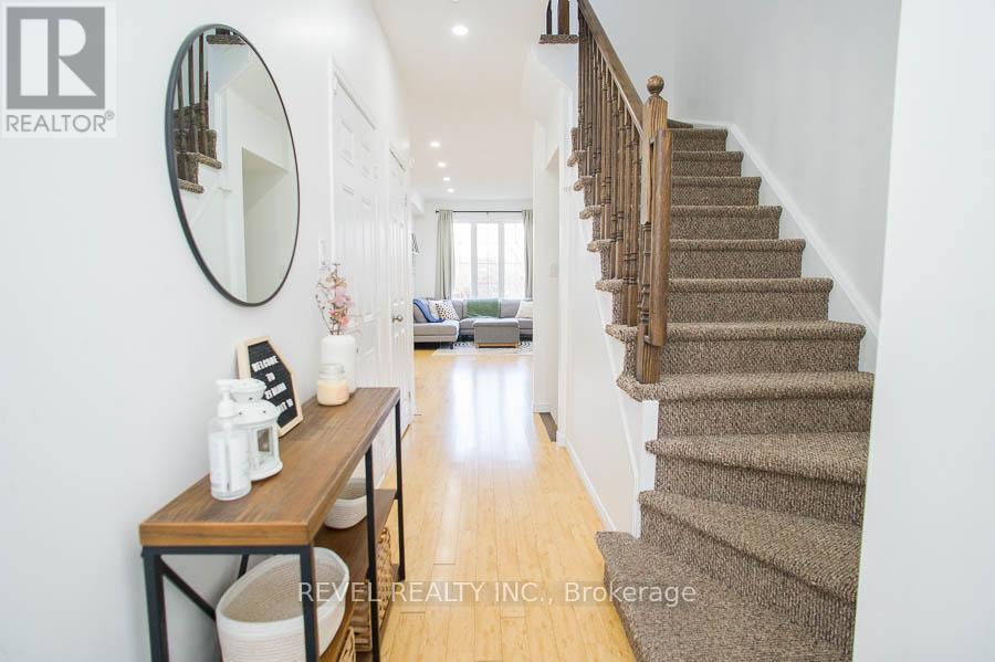 10 - 21 DIANA AVENUE
