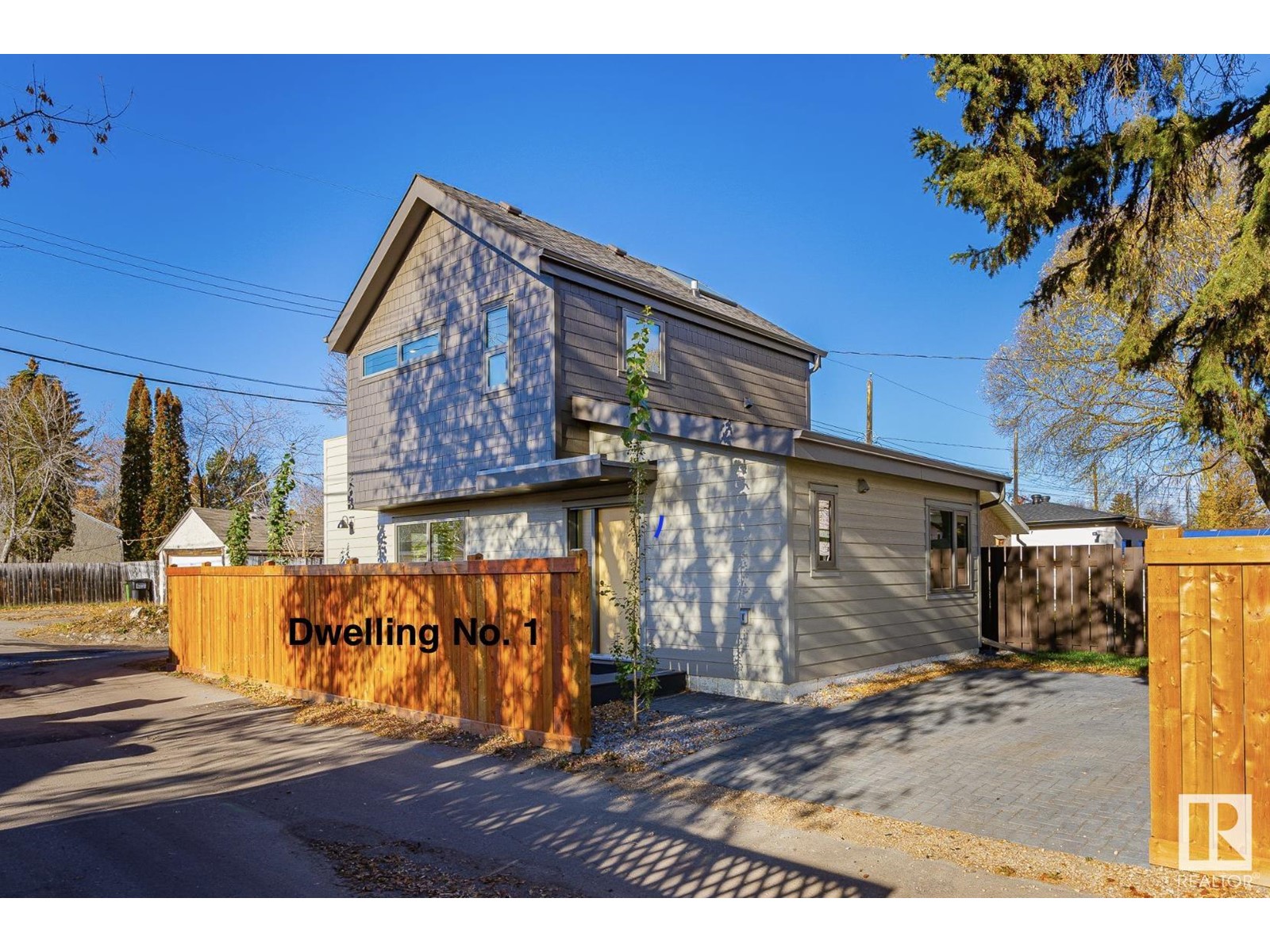 10314/10314G 148 Street NW NW