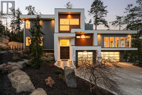 2464 Tryon Rd North Saanich BC V8L5H8