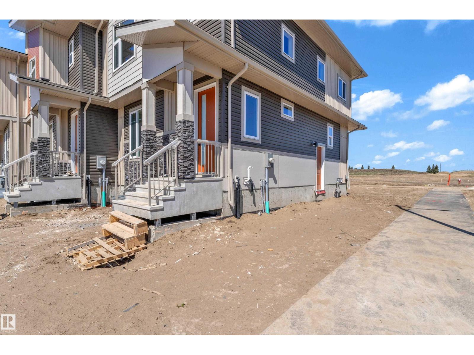 171 Graybriar DR