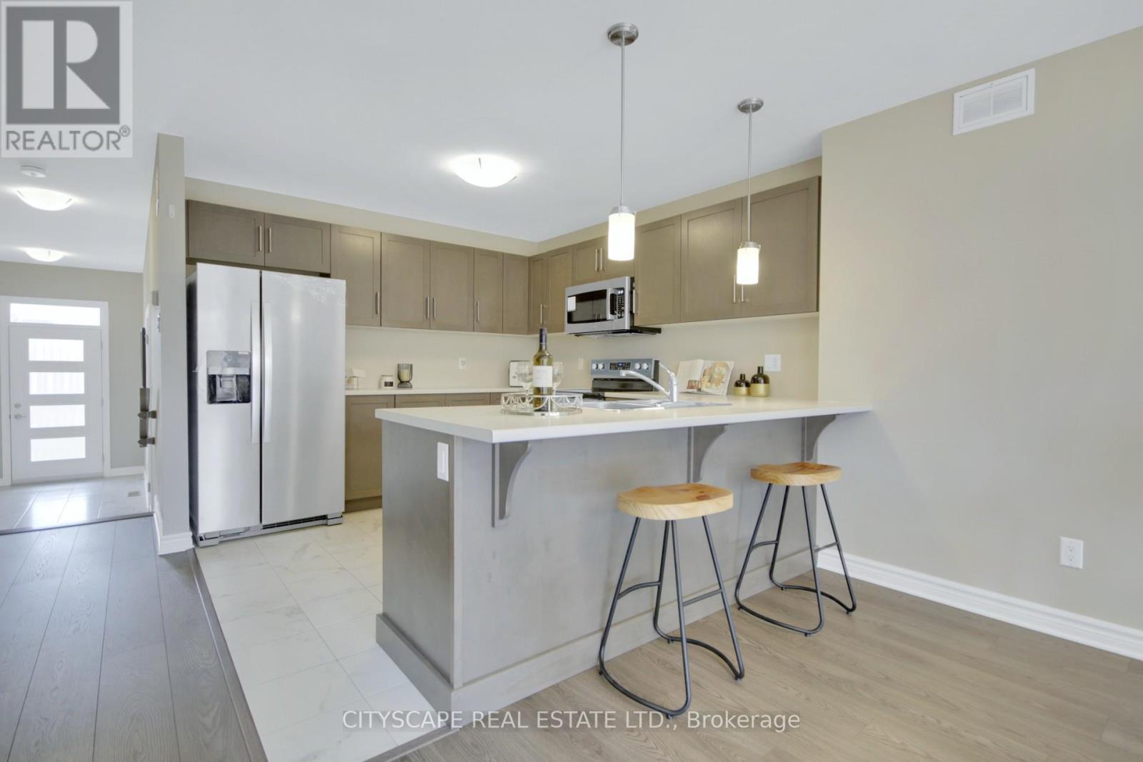 46 GRIFFITH WAY