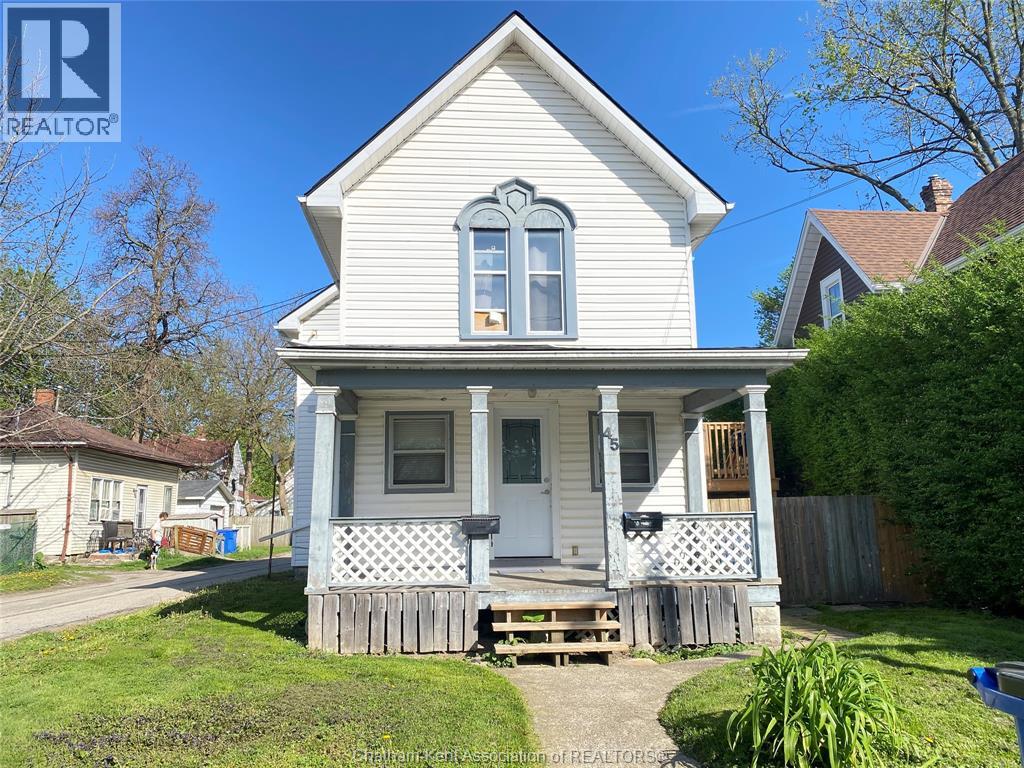 Photo 1 of 18 — 45 GRAY STREET, Chatham, ON N7M1S7