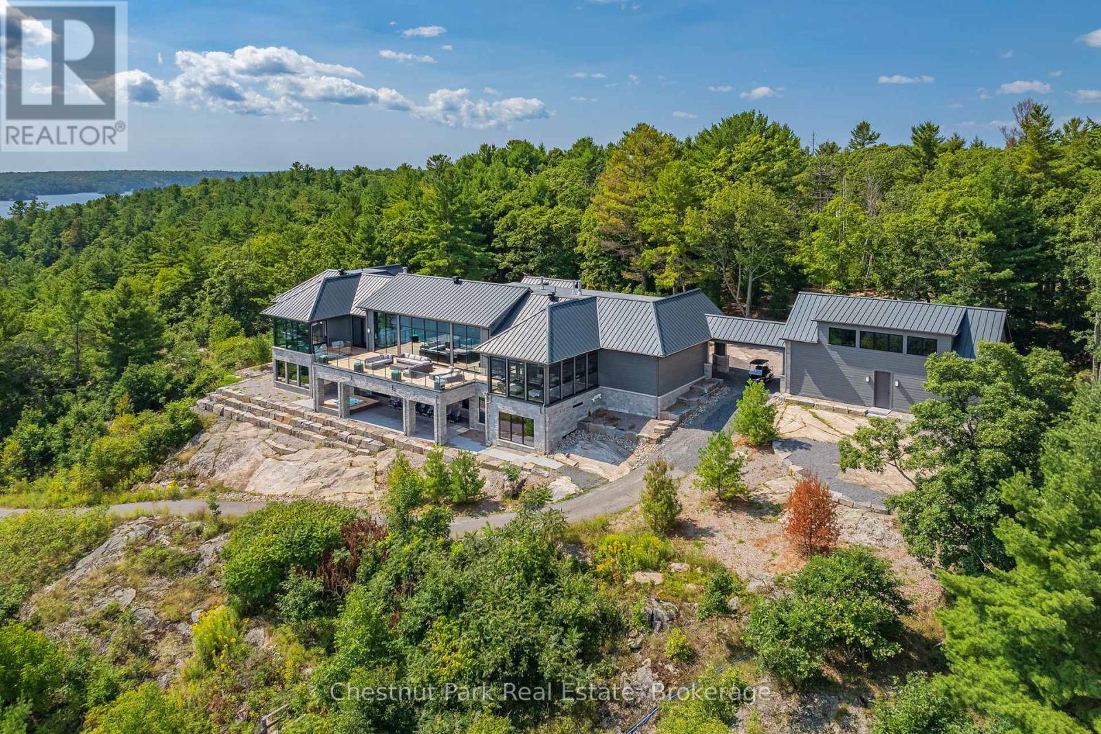 1 - 1265 ROSSEAU LAKE RD 2 ROAD