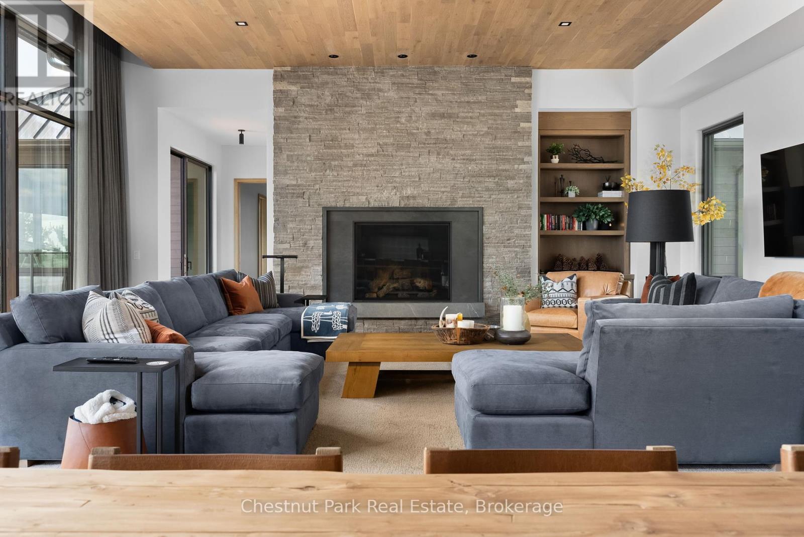 1 - 1265 ROSSEAU LAKE RD 2 ROAD
