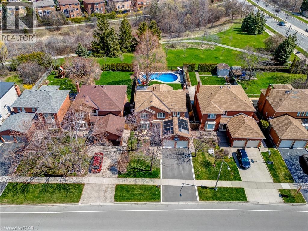 2015 GROSVENOR Street