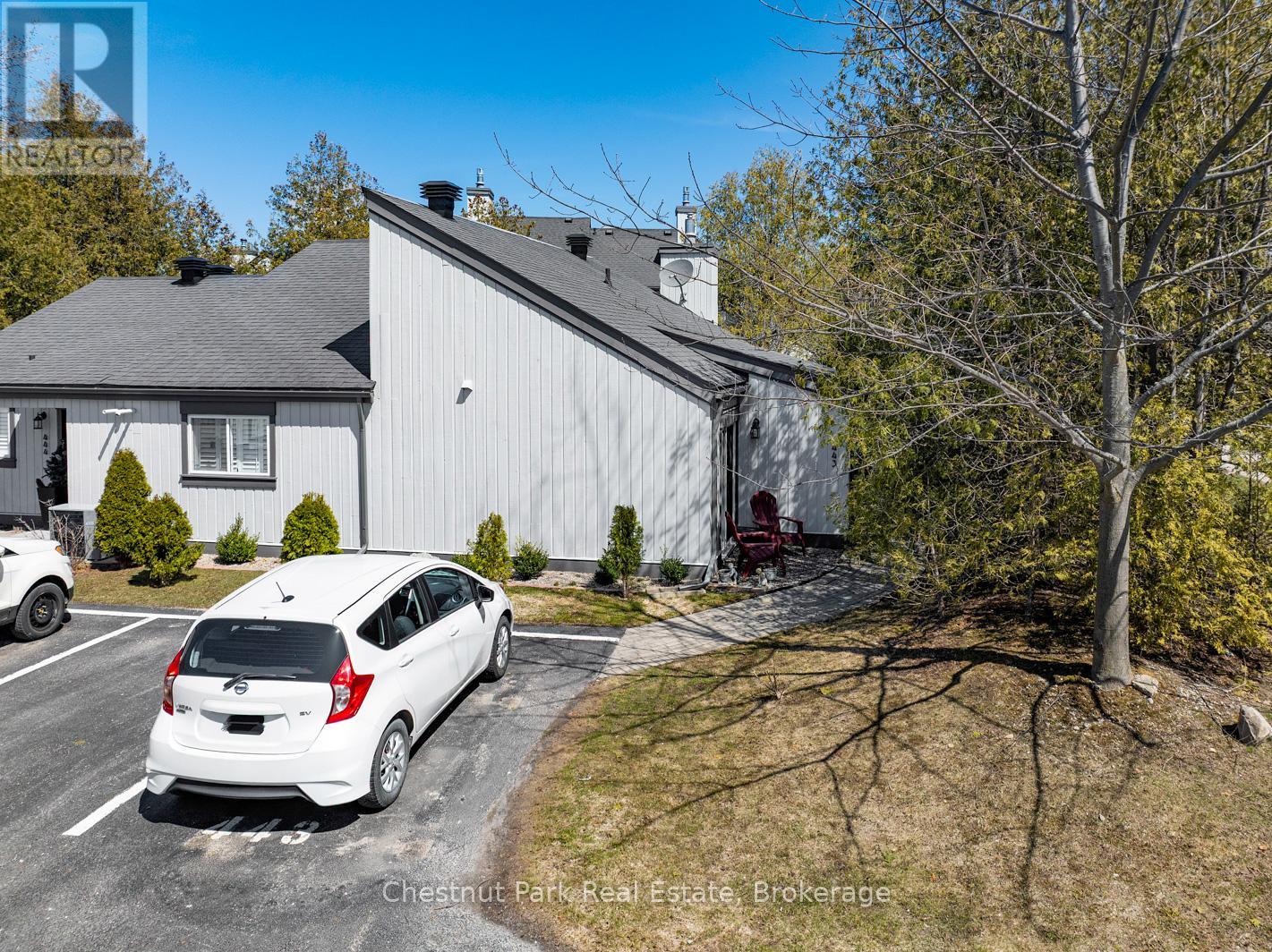 443 OXBOW CRESCENT