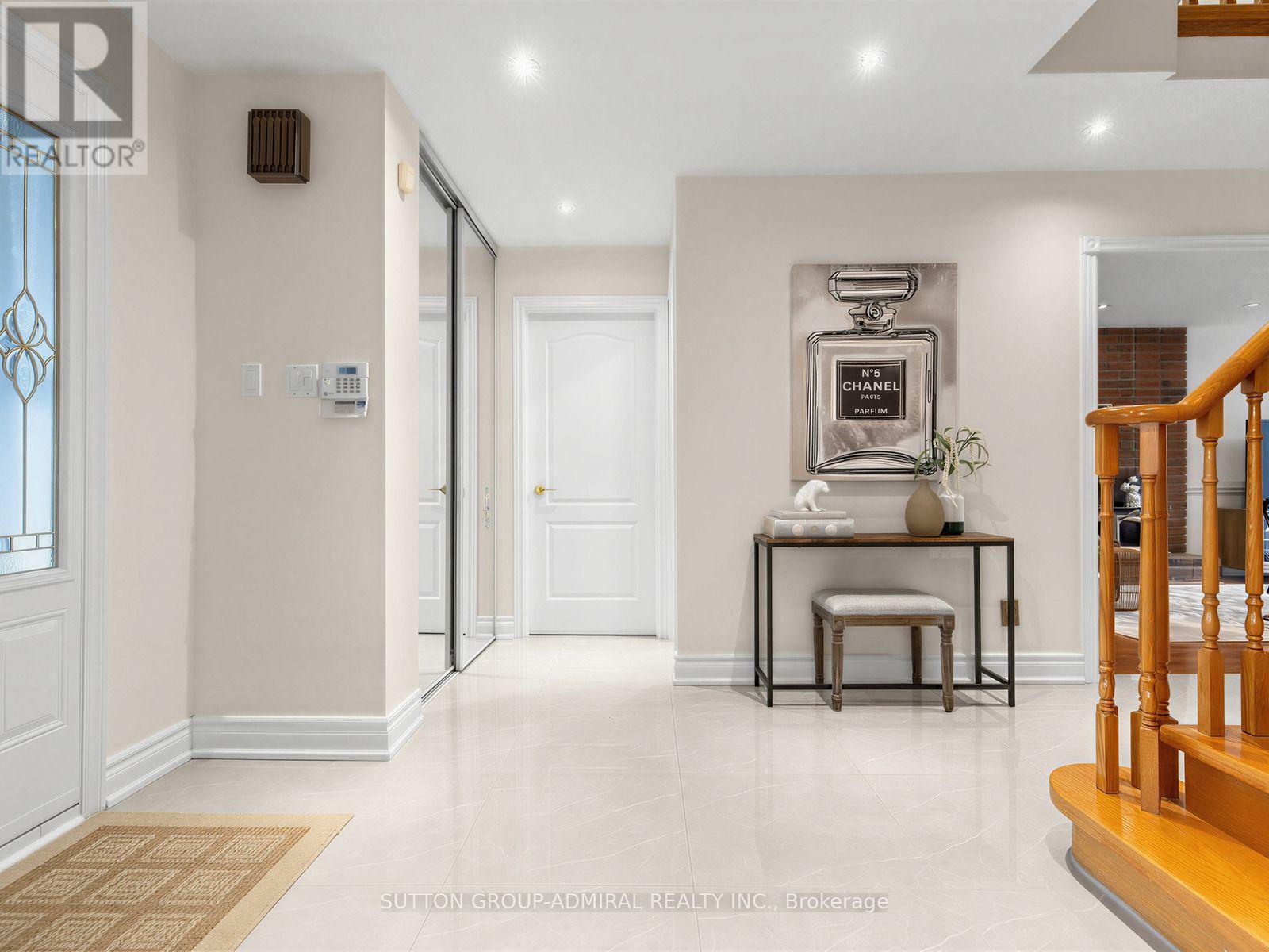 10 TORINO PLACE N