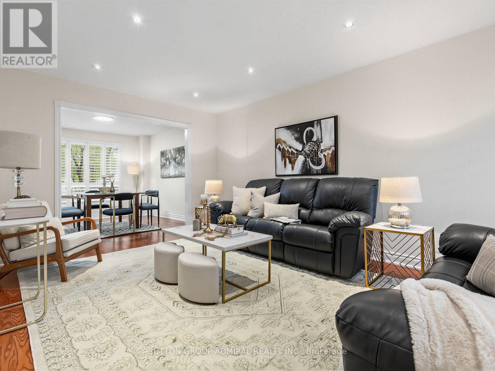 10 TORINO PLACE N