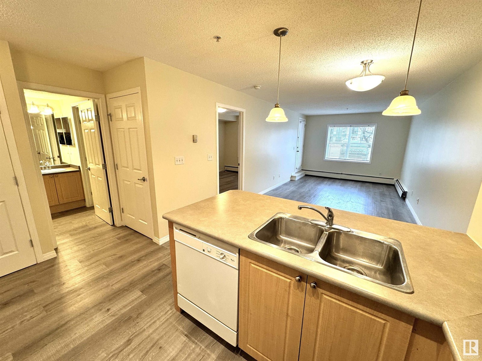 #113 622 MCALLISTER LO SW