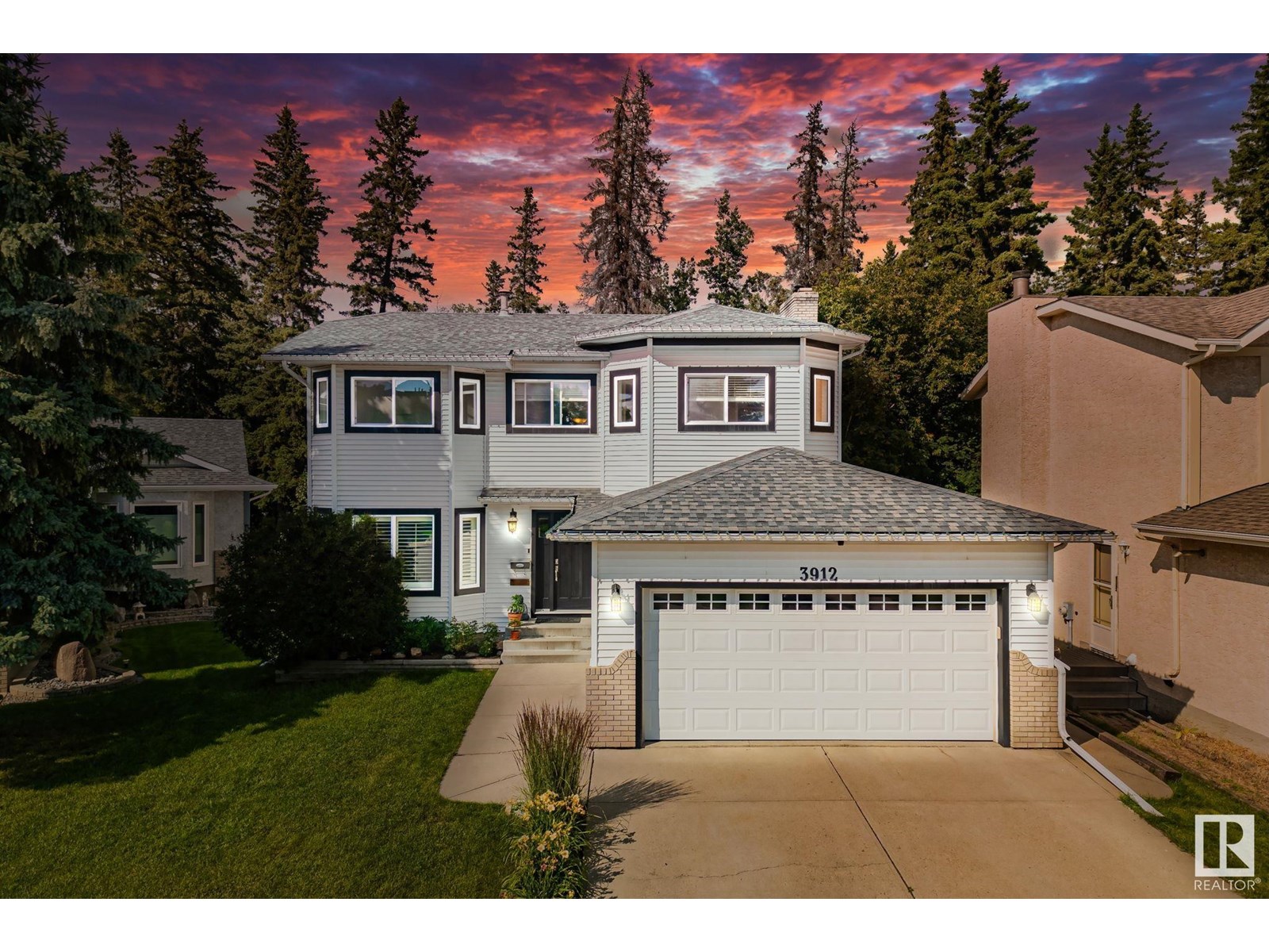 3912 26A AV NW