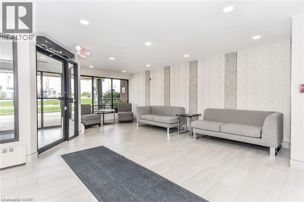 1100 COURTLAND Avenue E Unit# 715