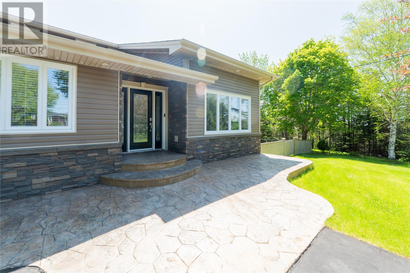 29 Spruce Hill Place