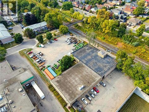 193 ELGIN Street Hamilton ON L8L4Y2