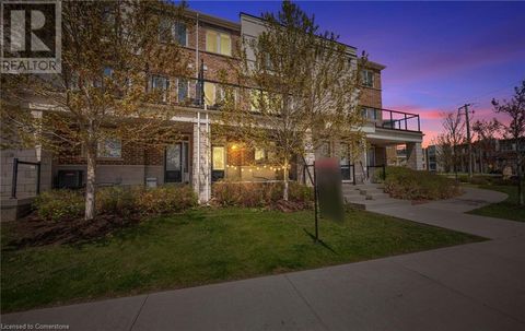 82 DAYLILY Lane E Kitchener ON N2R0L7