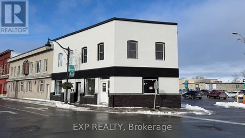 44 KING STREET Quinte West (Trenton Ward) ON K8V3V8