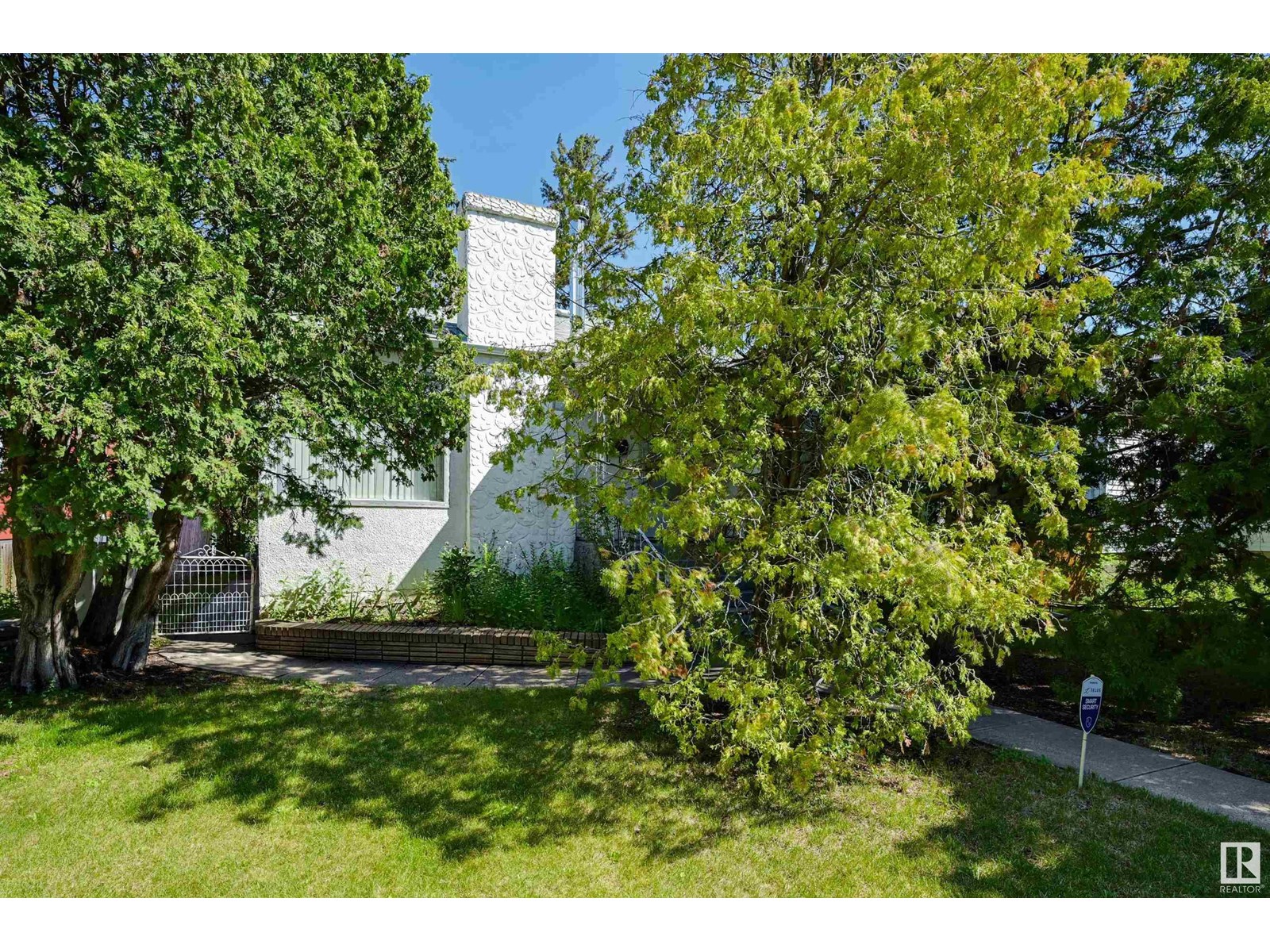 11624 110A AV NW