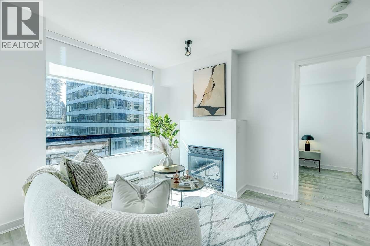903 1003 BURNABY STREET