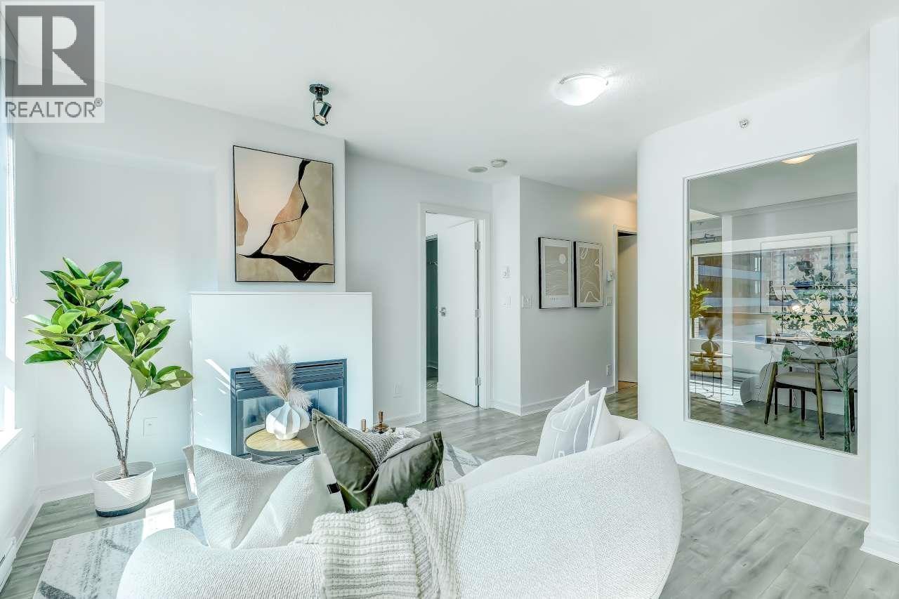 903 1003 BURNABY STREET